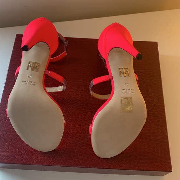 Heels, Frontline 105 - Fluorescent Matt Pink: Brand New in Box. - Picture 12 of 12